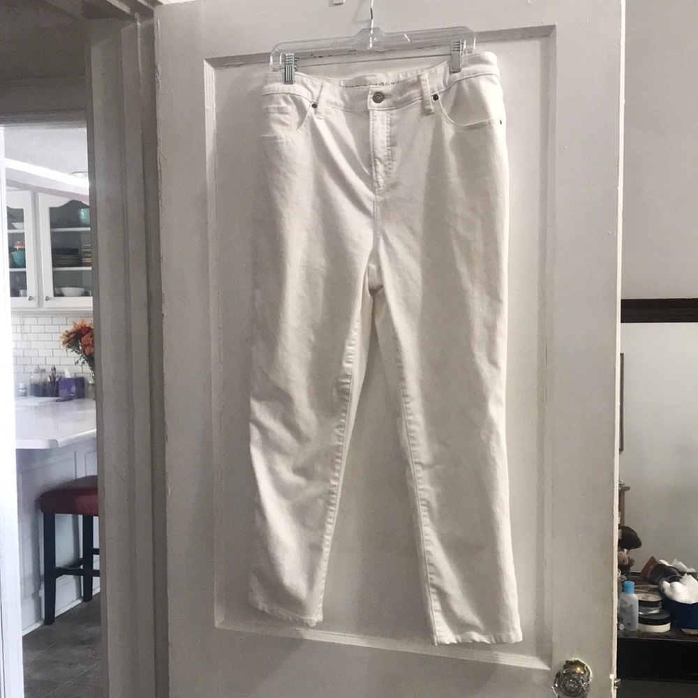 Bright white denim. Five pockets. Gently worn. Ankle length. Size 12R.